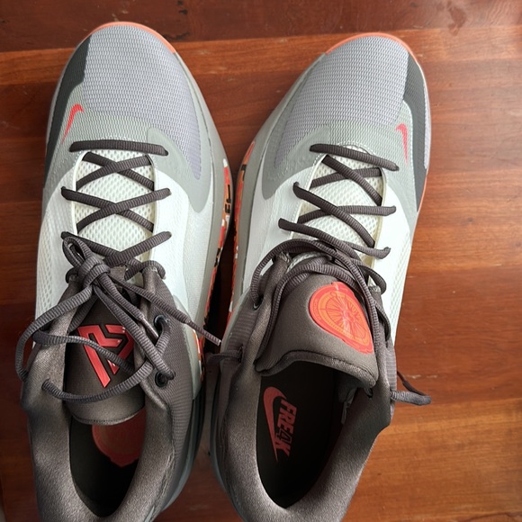 Nike Zoom Freak 4 Giannis Antetokounpo size 13 brand new - Picture 2 of 8